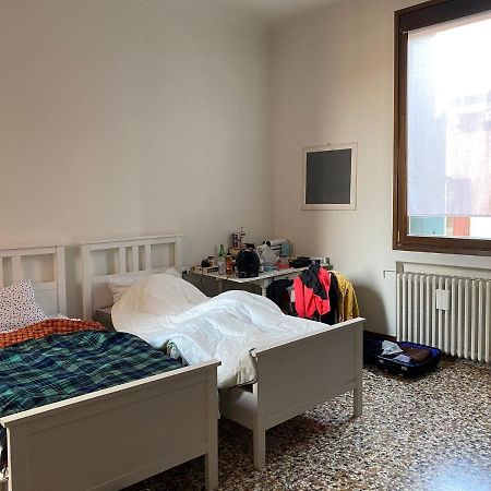 Appartamento Al Centro Di Venezia 6 Posti Letto ภายนอก รูปภาพ