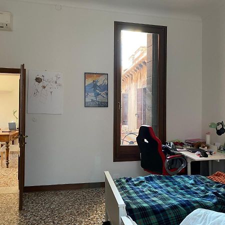 Appartamento Al Centro Di Venezia 6 Posti Letto ภายนอก รูปภาพ